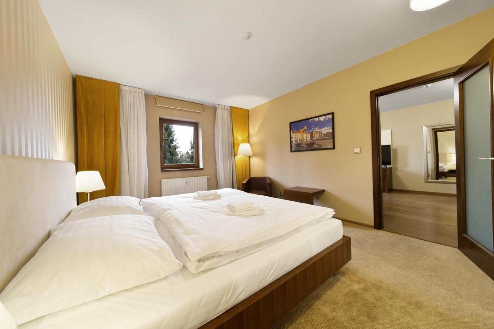 Pilsner Apartments - U Borskeho Parku Plzen Bagian luar foto